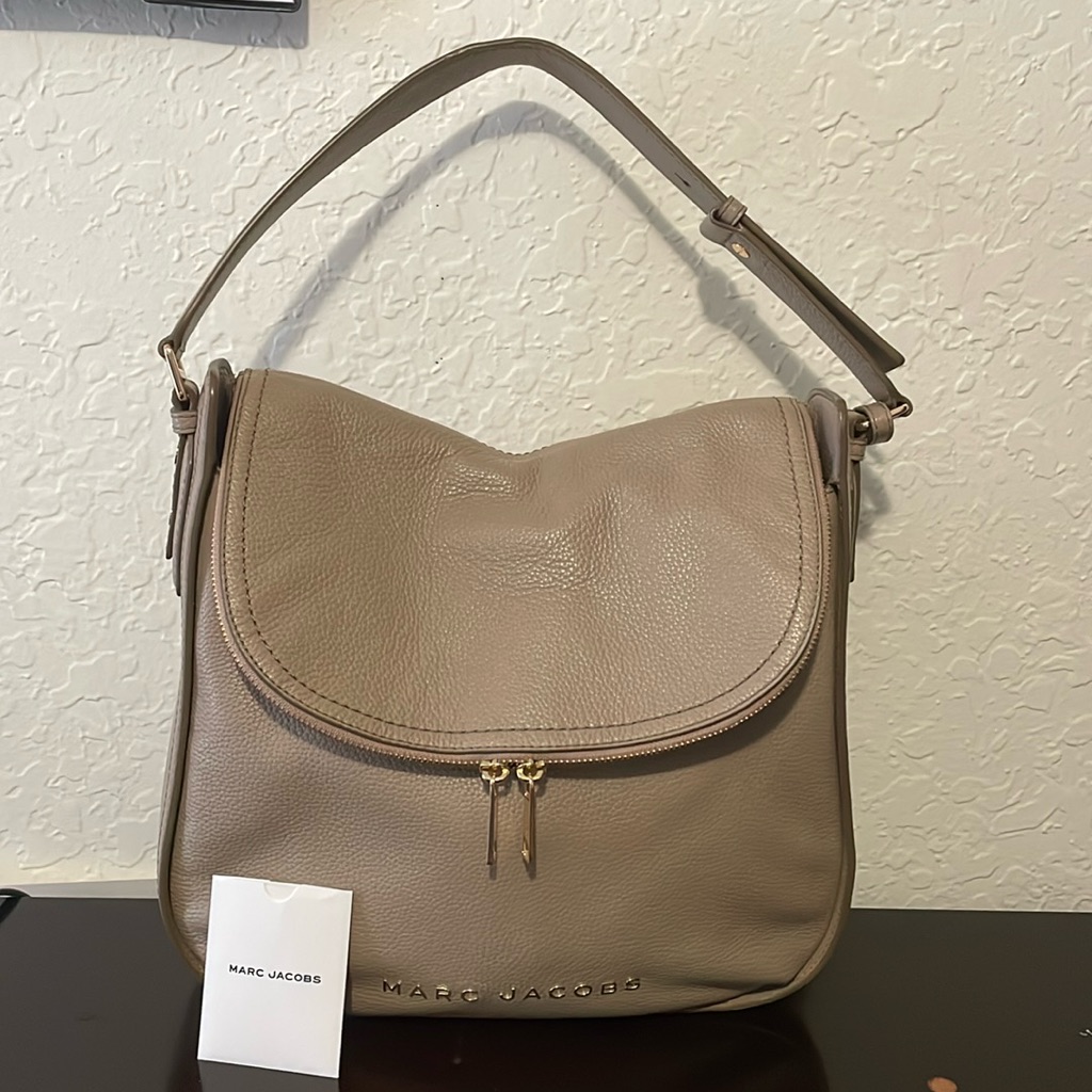 Marc Jacobs Brand New Groove Bag Large